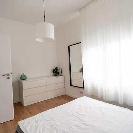 Naehe Stadtzentrum Mit Wohnzimmer Und Kueche * コブレンツ