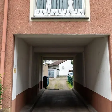 Naehe Stadtzentrum Mit Wohnzimmer Und Kueche アパート